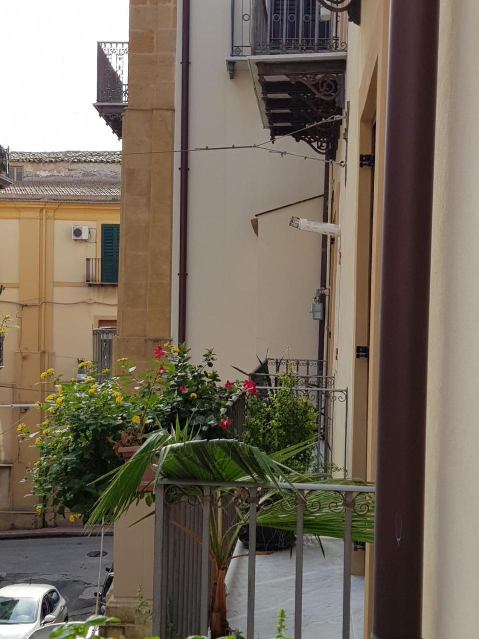 Casa Coccinella Caltanissetta Exterior photo